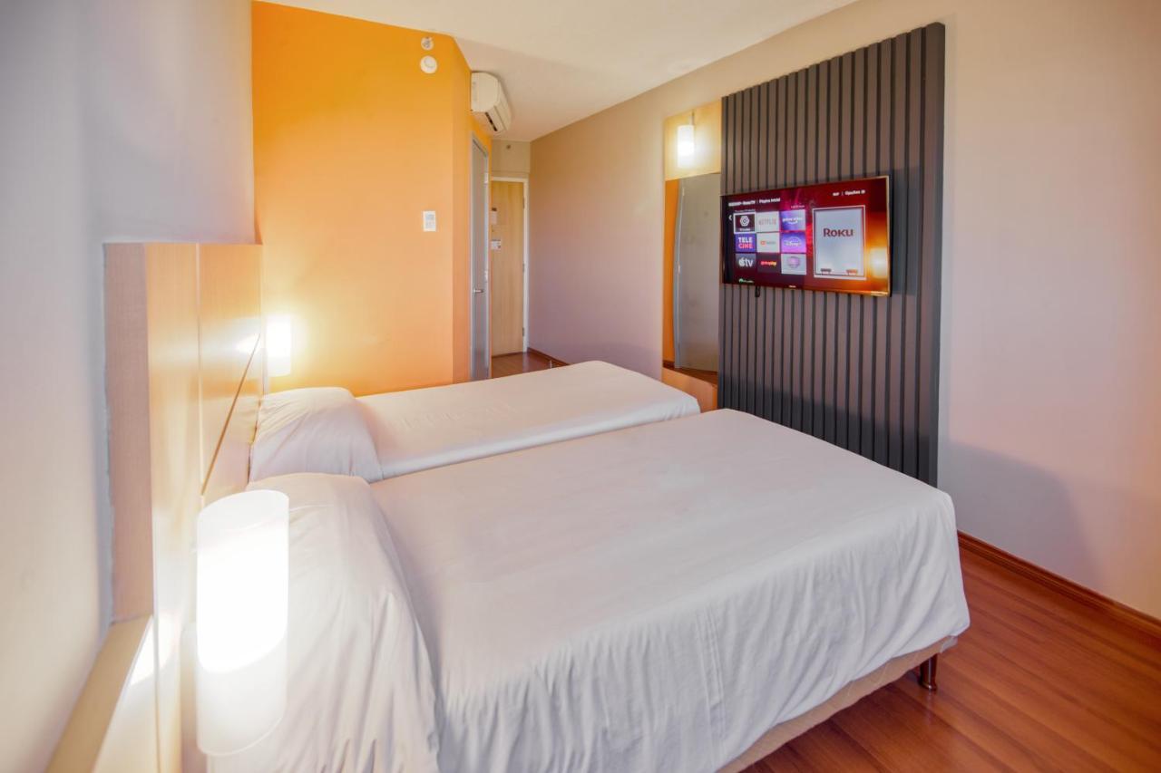 Hus Hotel Dourados Ngoại thất bức ảnh