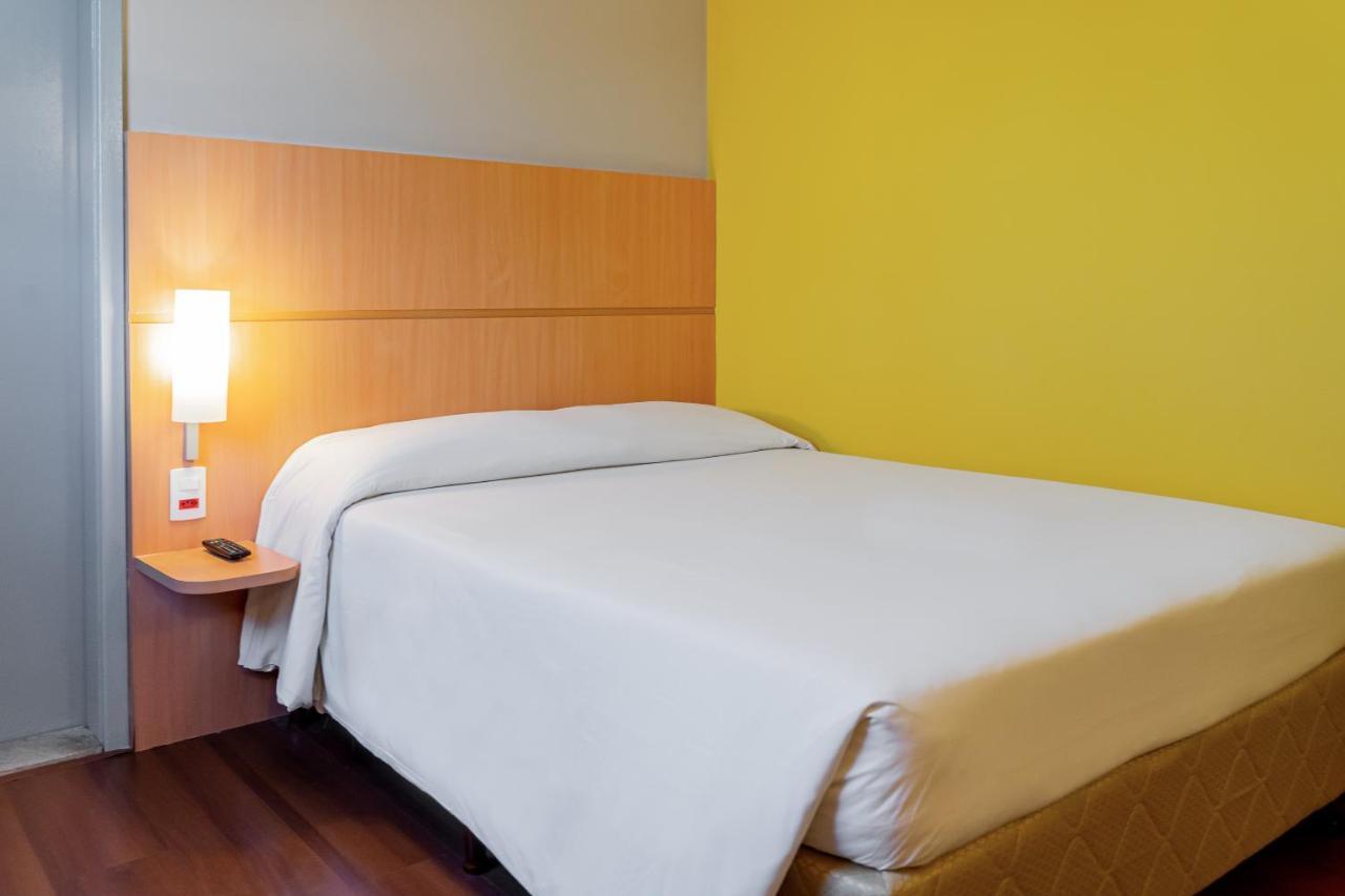 Hus Hotel Dourados Ngoại thất bức ảnh