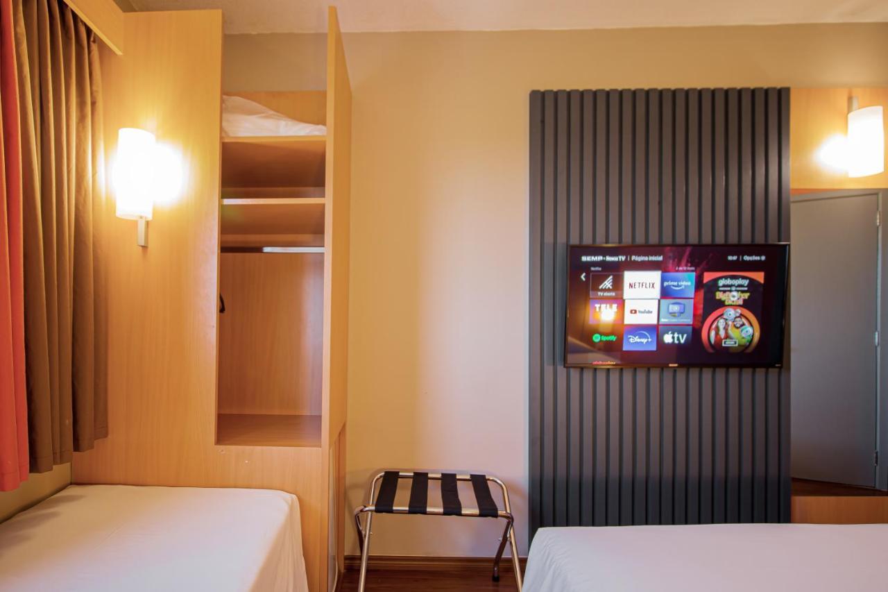 Hus Hotel Dourados Ngoại thất bức ảnh