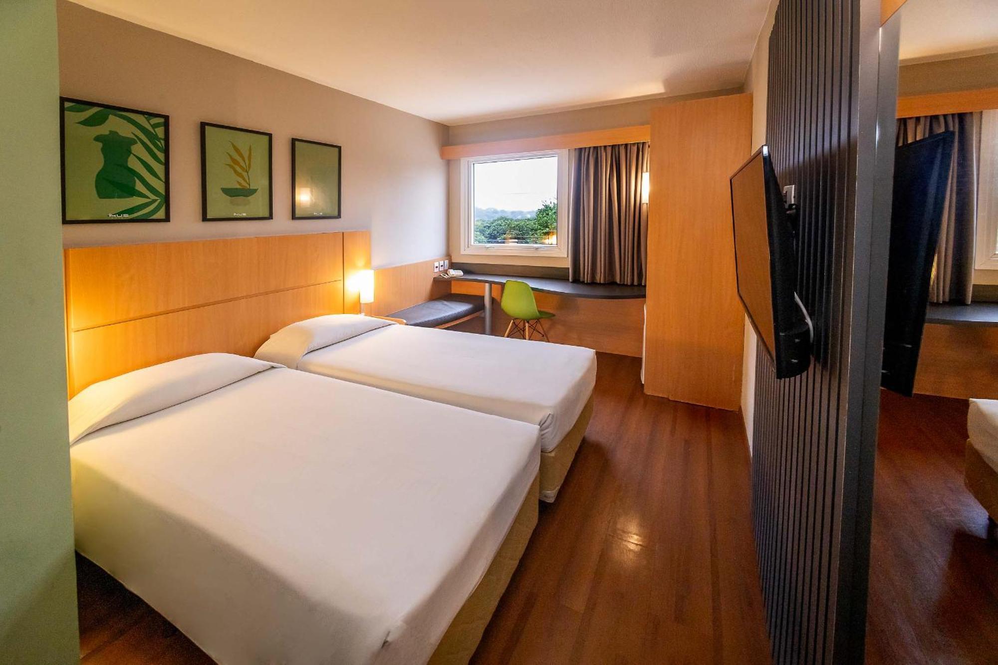 Hus Hotel Dourados Ngoại thất bức ảnh